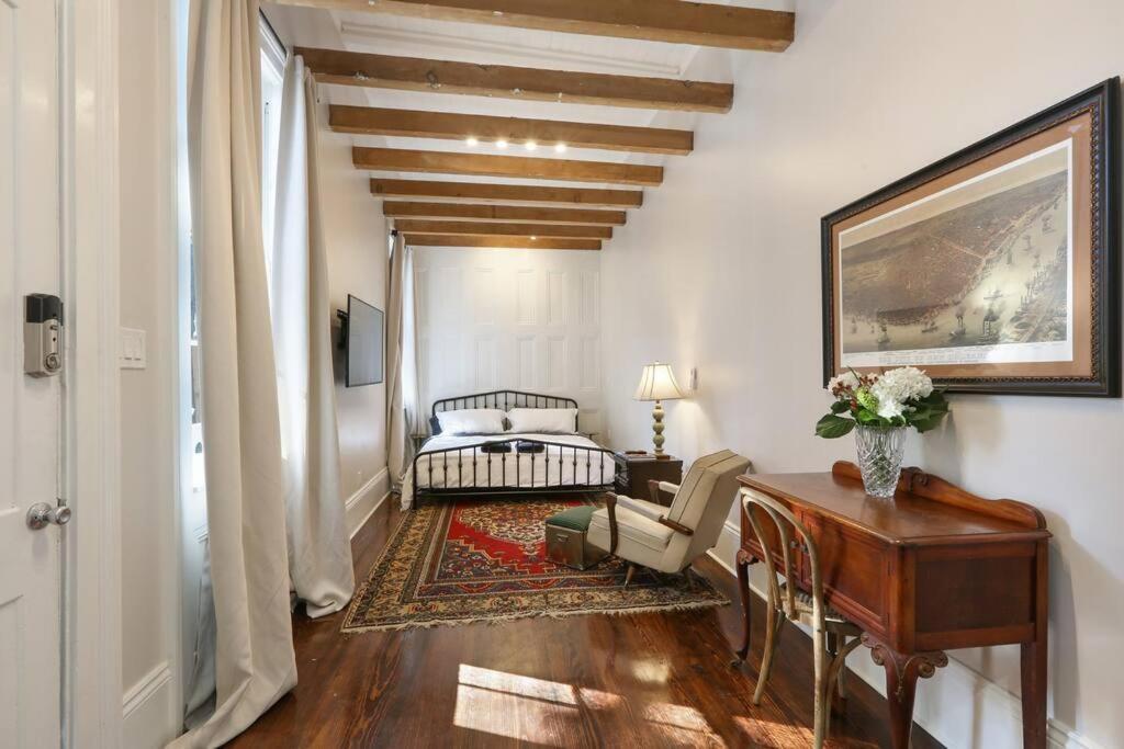 Carondelet House - 1886 Garden District Manse Apartment นิวออร์ลีนส์ ภายนอก รูปภาพ